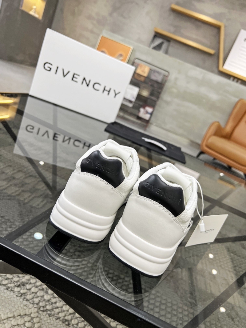 Givenchy Sneakers